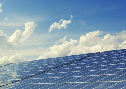 Groupe electrogene solaire pour alimenter une maison : devenez autonome en energie verte